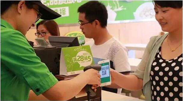 小米手機支持微信支付來購買，微信支付加盟合作新契機