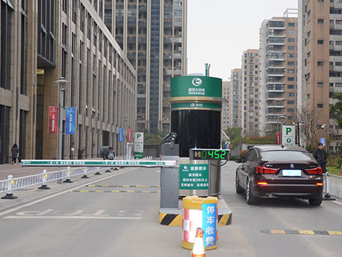 智慧停車場無感支付代理加盟好做嗎？